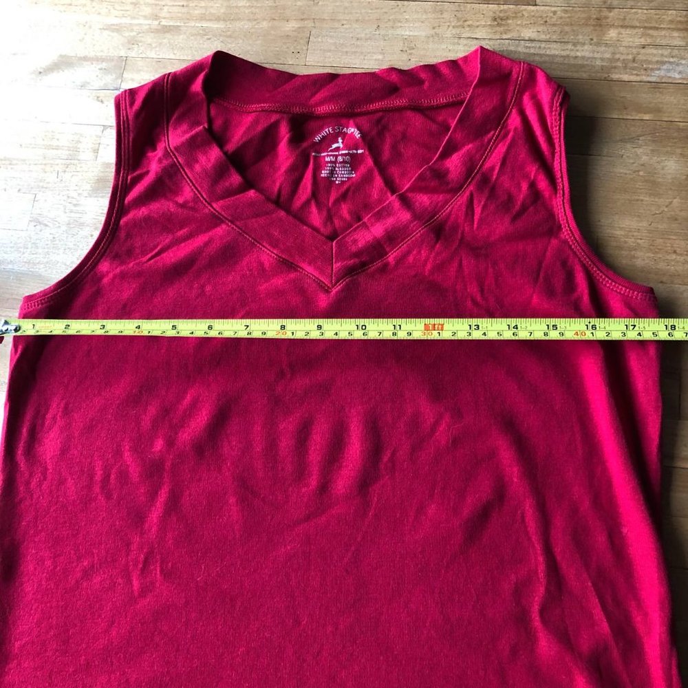 White Stag Tee Women's Sleeveless Top V-neck Jubilee Red Color Size M - Picture 5 of 7